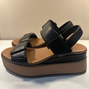 Caslon Black and Brown Platform Sandals! 4M Women’s! Rare size find!